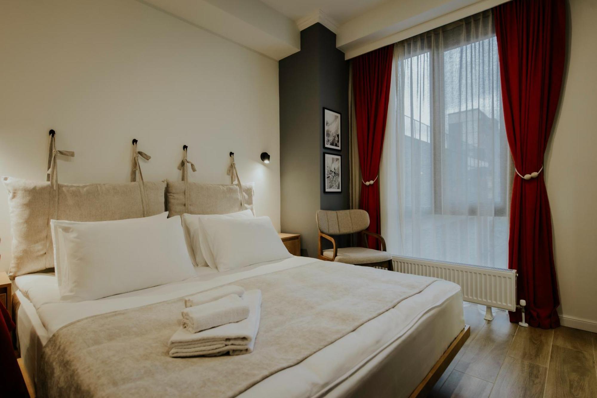 Hotel Pool House Tiflis Exterior foto